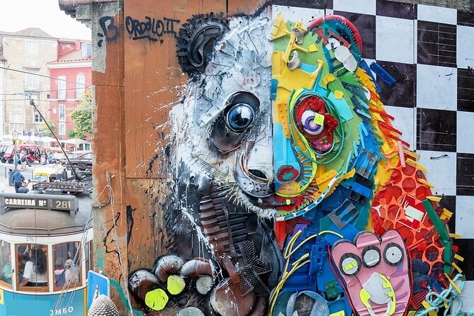 Lisbon Street Art - Private Guided Tour in a Electric Tuk Tuk - Pickup Information