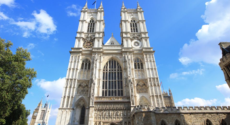 London: Changing of the Guard & Royal London Walking Tour - Highlights and Experience