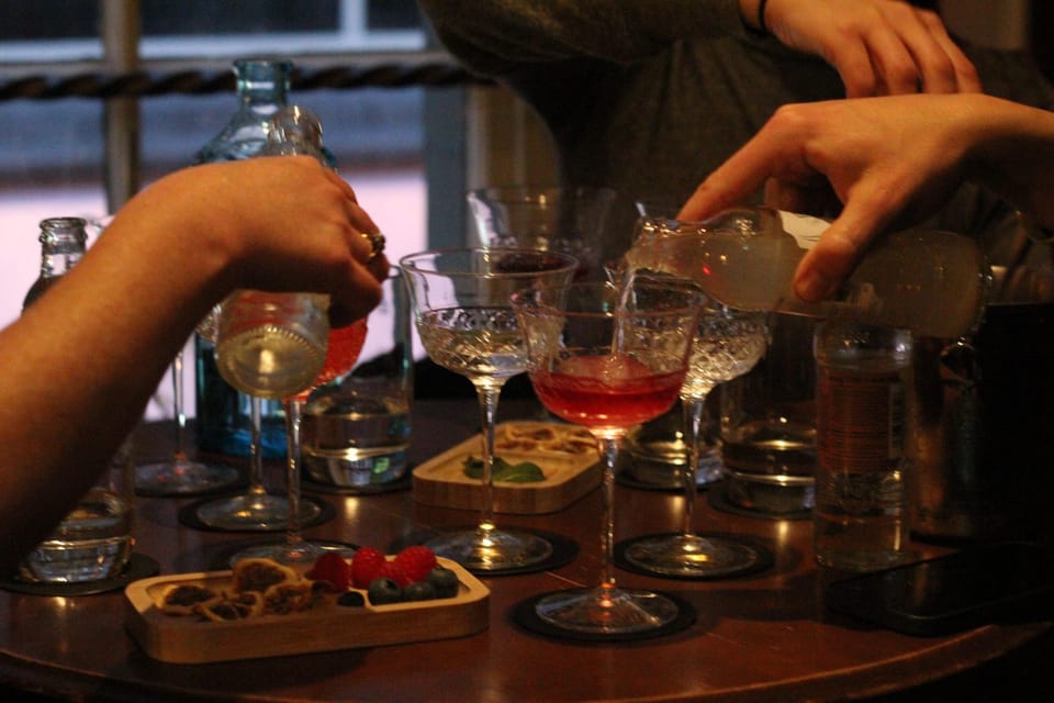 London Gin Tasting Experience | Semi-Private - Highlights of the Tour