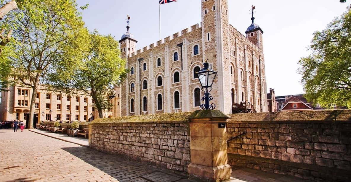 London: Harry Potter Tour, Tower of London & River Cruise - Iconic Film Locations