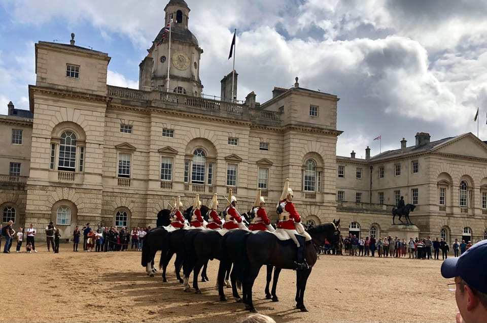 London: Parliament & Palaces Private Walking Tour With Guide - Itinerary Highlights