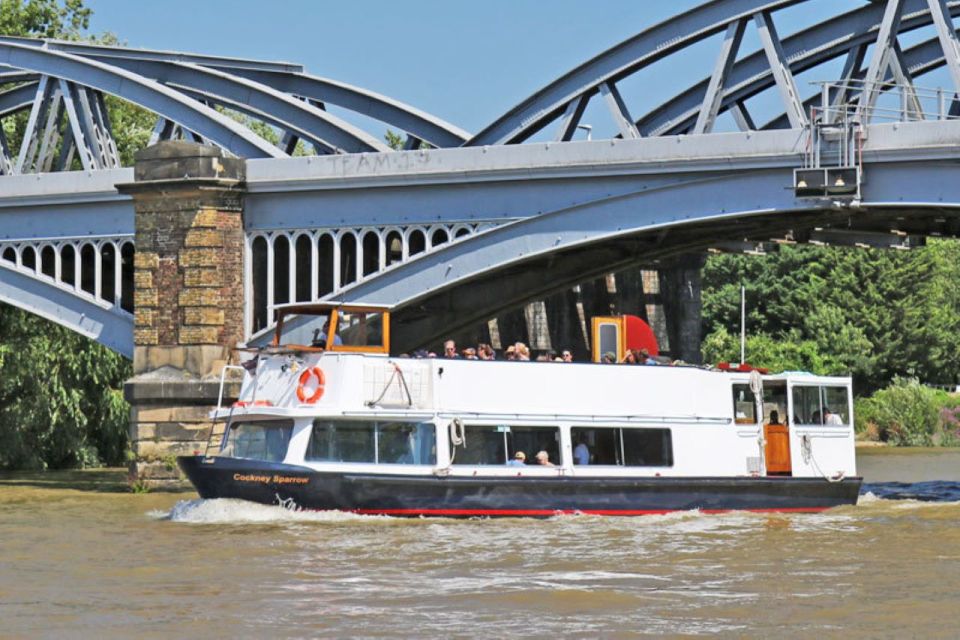 London: Richmond to Hampton Court River Thames Cruise - Onboard Experience