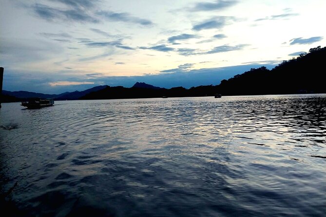 Luang Prabang Mekong Sunset Cruise and Hot Pot Dinner - Highlights of the Sunset Cruise