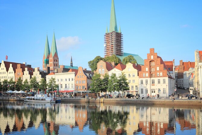 Lübeck Scavenger Hunt and Highlights Self-Guided Tour - Meeting and Navigation