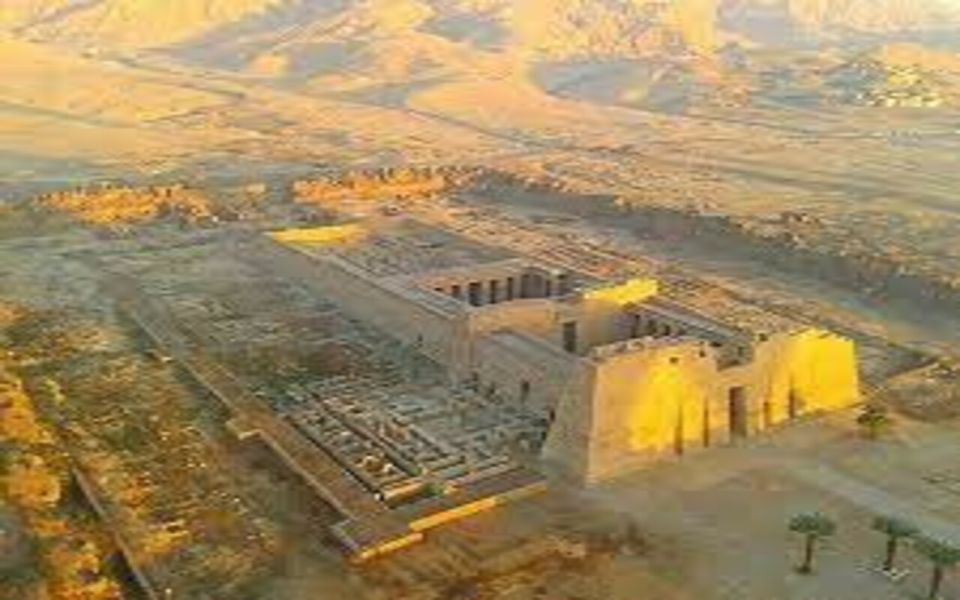 Luxor: Dendera and Medinet Habu Private Guided Day Tour - Itinerary Highlights