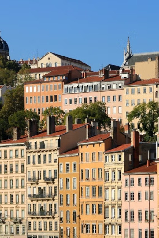 Lyon: Guided Tour of the Croix-Rousse - Guided Experience