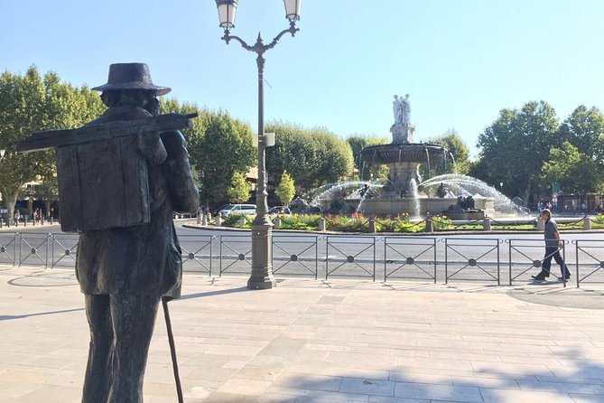 Lyon Private Guided Tour With a Professional Tour Guide - Meeting Details