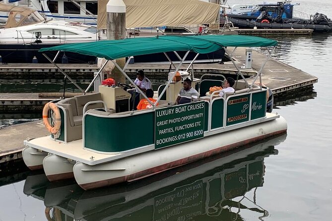 Magical Brooklyn Cruise at Puteri Harbour - Onboard Activities
