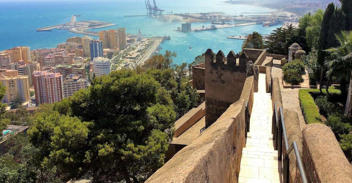 Malaga: Group Walking Tour - Experience Highlights