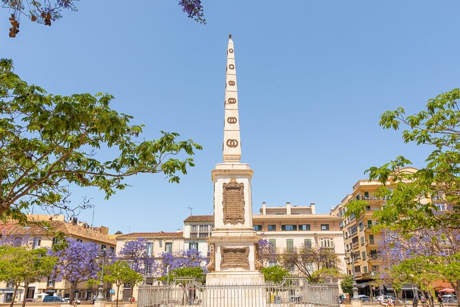 Malaga Scavenger Hunt and Sights Self-Guided Tour - Meeting Location and Pickup Instructions