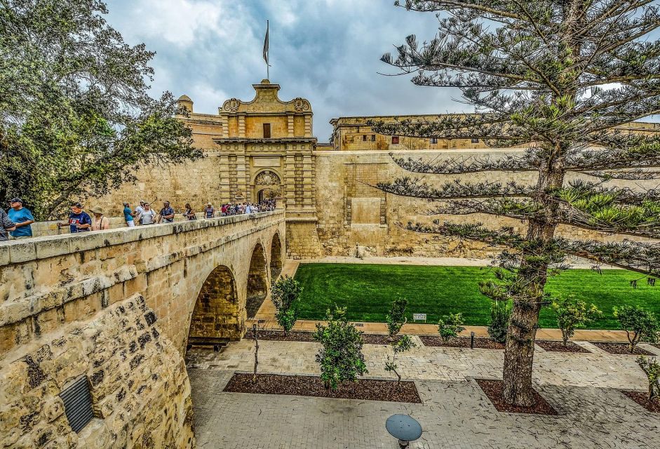 Malta: Mdina, Dingli Cliffs and San Anton Botanical Gardens - Exploring Mdina