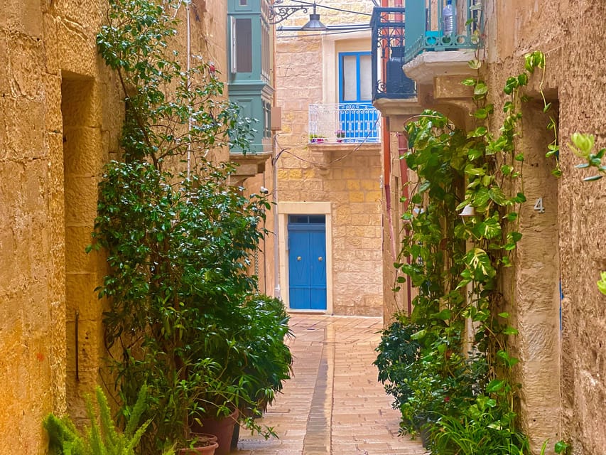 Malta: Three Cities Walking Tour Incl Inquisitors Palace - Itinerary Highlights