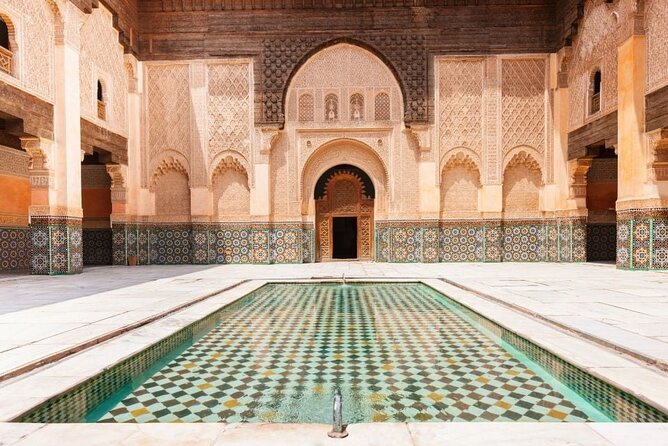 MARRAKECH: Historical and Cultural Visit - Taking in Moroccan Culture