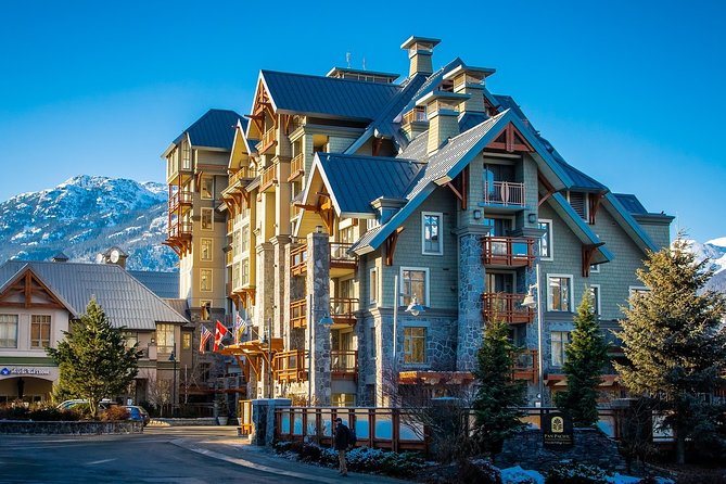 Mesmerizing Romantic Walking Tour in Whistler - Meeting and Pickup