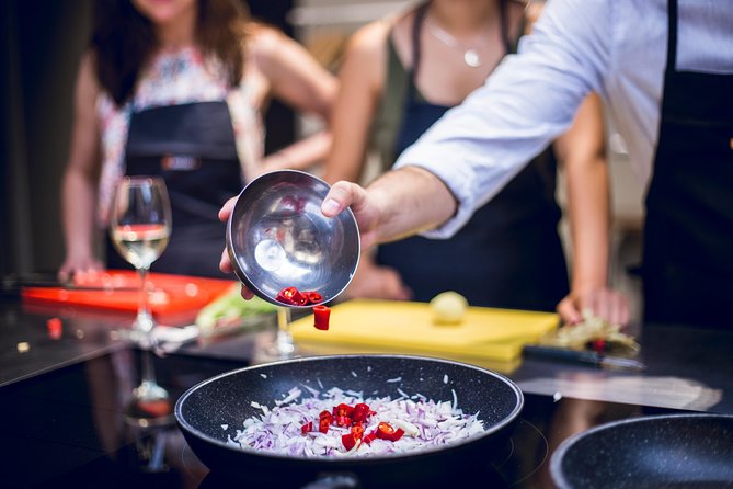 Midday Market Tour and Spanish Cooking Class - Hands-on Cooking Experience