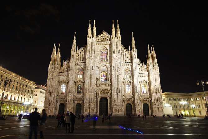 Milan by Night Walking Experience - Meeting and End Points