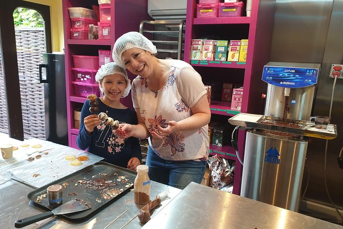 Mini Chocolatier Workshop - Tasting Chocolate Samples and Toppings