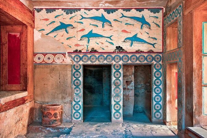 Minoan Crete: Knossos Palace, Winery Visit and Lunch at Archanes - Knossos Palace Experience