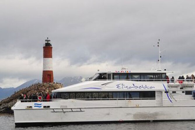 Navigation Through the Beagle Channel to the Penguin Colony - Highlights of the Boat Tour