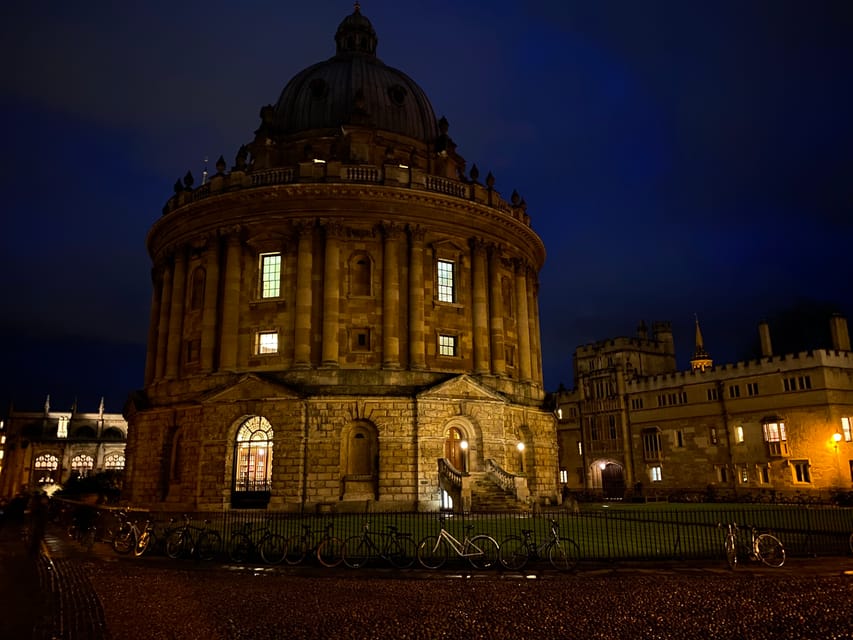 New: Oxford Costumed Ghost Tour In-Character - Experience Highlights