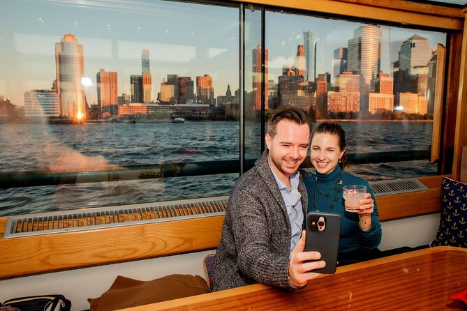 New York City Christmas Holiday Statue and Skyline Cocoa Cruise - Holiday Decor and Entertainment Onboard