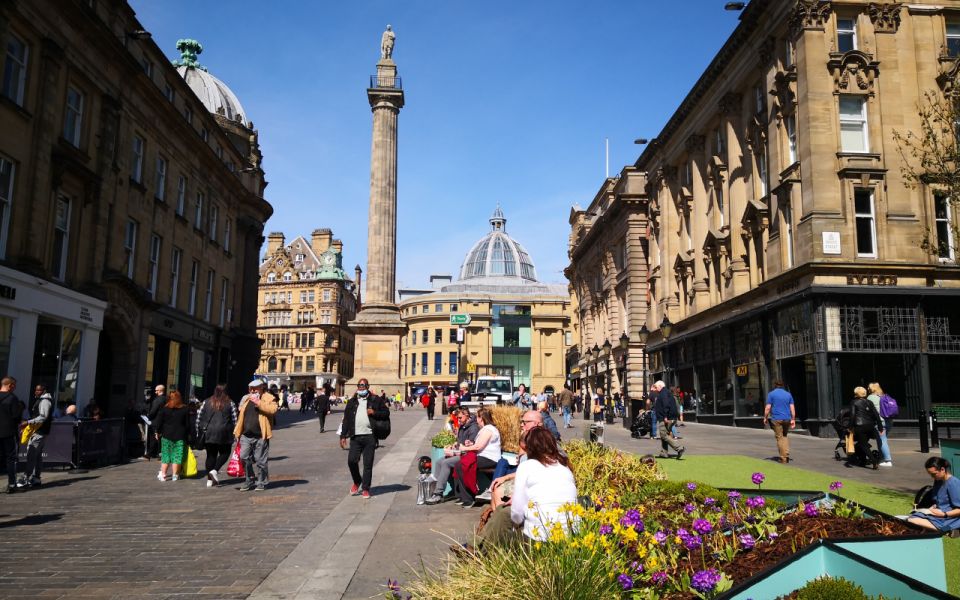 Newcastle: Walking Tour to Grainger Market & Quayside - Grainger Town Architecture