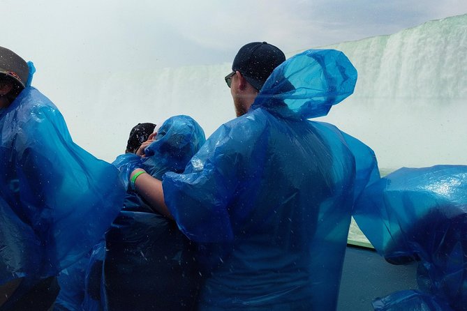 Niagara Falls in 1 Day: Tour of American and Canadian Sides - Key Attractions and Activities