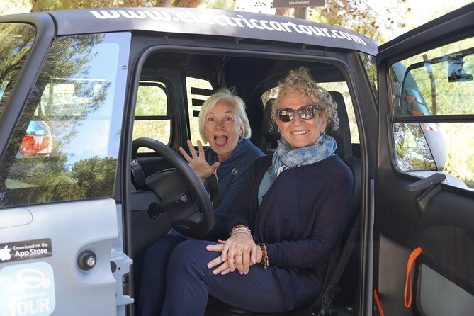 Night Tour in Malaga by Electric Car.Enjoy the Sunset - Meeting Information