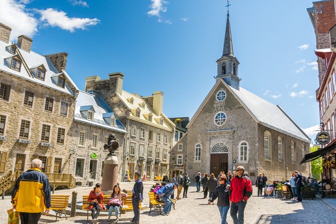 Old Town Quebec: The European Charm Quest Experience - Captivating Game Features