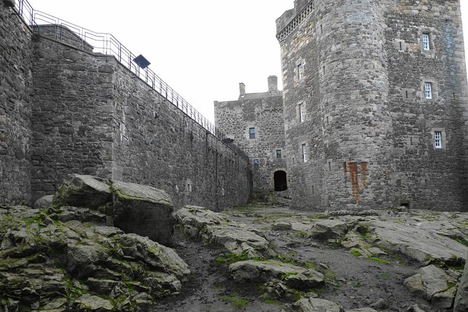 Outlander Special - Inclusions and Amenities