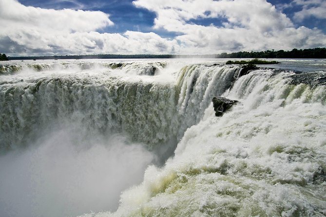 Overnight Iguazú Falls From Puerto Iguazú - Visiting Iguazú Falls