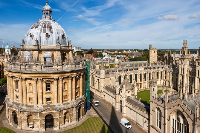 Oxford Private Guided Walking Tour - Meeting and Pickup