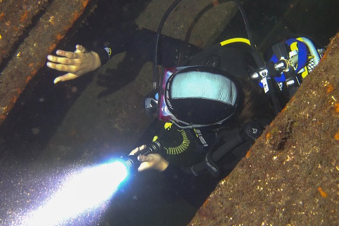 PADI Advanced Open Water Diver Course (AOWD) - Course Requirements
