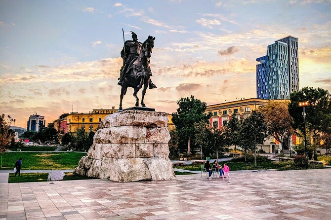Panoramic City Tour Tirana - Meeting and End Points