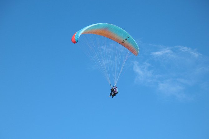 Paragliding Tandem Tour - Meeting and Pickup