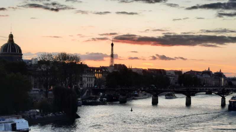 PARIS: Curated Walking Tour Based on Your Preferences - Itinerary Customization