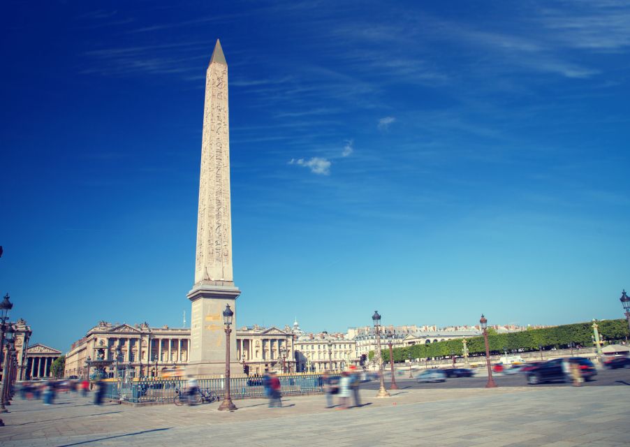 Paris: Highlights & History Self-Guided Walking Tour - Experience Highlights