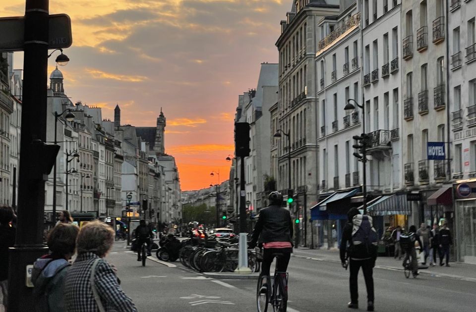 Paris: Love Stories Walk in the Marais - Itinerary