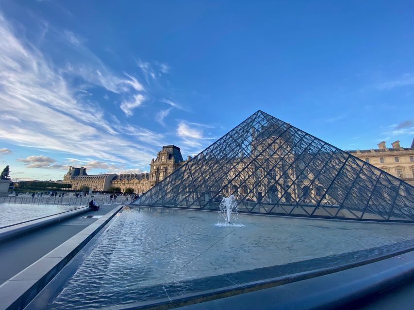 Paris: Mysteries and Legends Smartphone Audio-Guided Tour - Tour Highlights