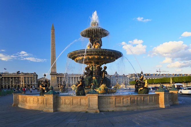 Paris Tootbus Festive Christmas Tour - Eco-friendly Bus Tour Experience