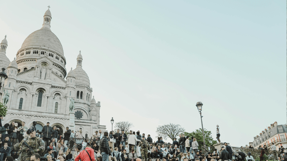 Paris: Walking Tour in Montmartre and Pigalle - Affordable Pricing and Benefits