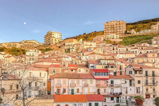 Pizzo Walking Tour, the Jewel of the Tyrrhenean Sea - Exploring Piazza Della Repubblica