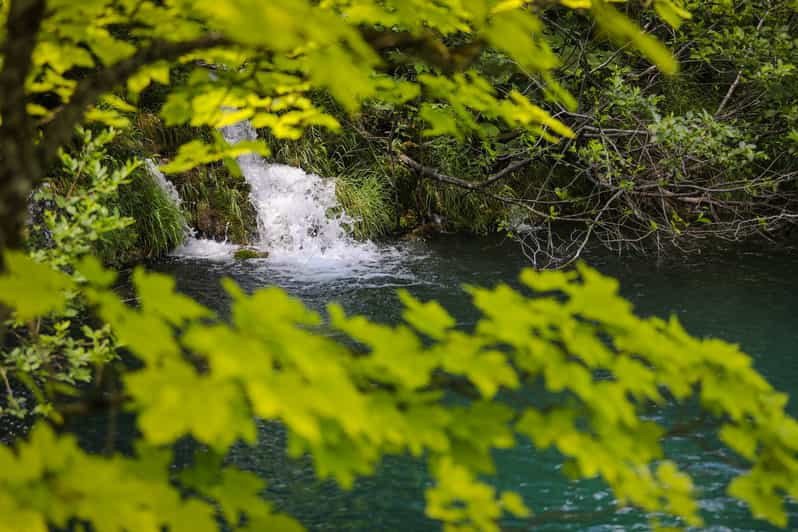 Plitvice Lakes From Zadar: Round-Trip Transfer - Pickup and Drop-off Locations