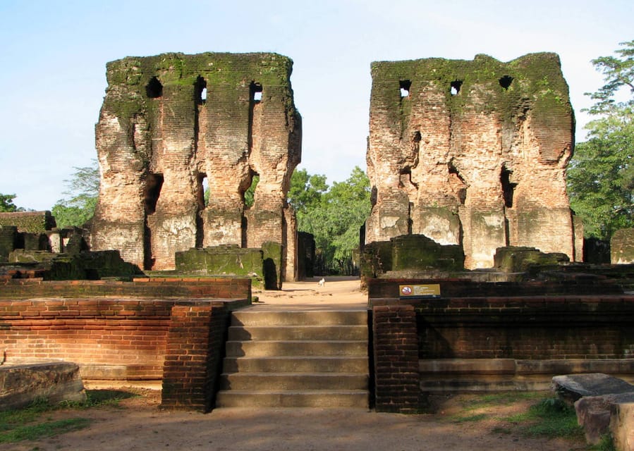 Polonnaruwa: All-Inclusive Day Tour From Colombo - Itinerary Highlights