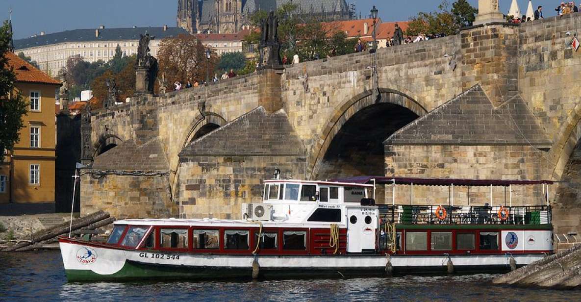 Prague: 2-Hour Lunch Cruise on the Vltava River - Pricing and Reservations