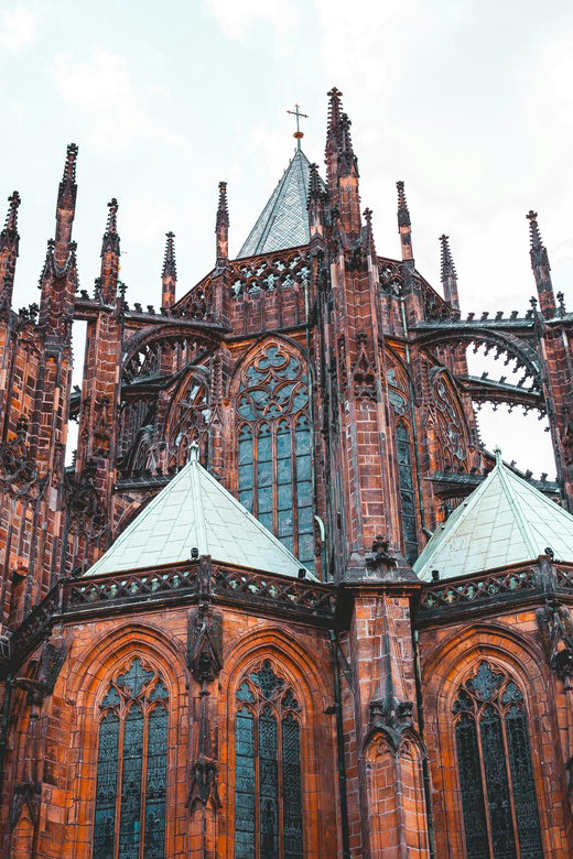 Prague Castle St. Vitus Cathedral, Royal Palace, St. George's Basilica - Historical Significance of the Sites