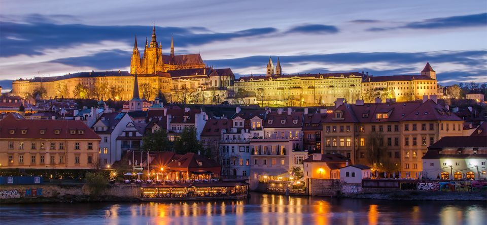 Prague: Evening Photography Tour by Car - Highlights of the Experience