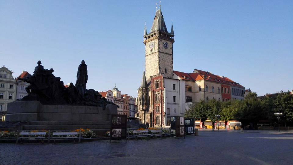 Prague Half-Day City Tour by Car - Pricing and Duration