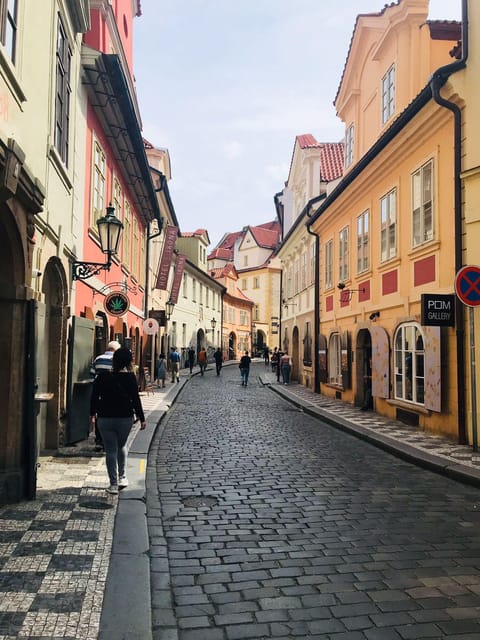 Prague: Highlights of Prague Private Half-Day Tour by Car - Itinerary Highlights