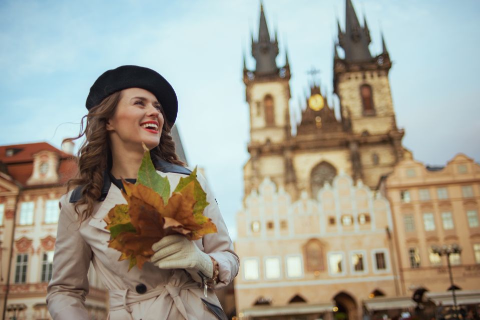 Prague: Professional Photoshoot at Prague Old Town - Experience Highlights